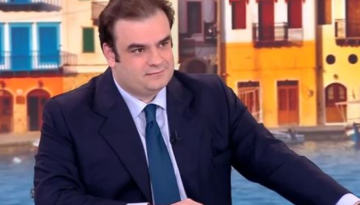 Πιερρακάκης: Μετατρέψαμε τον εξωδικαστικό σε εργαλείο προστασίας α’ κατοικίας | Lykavitos.gr