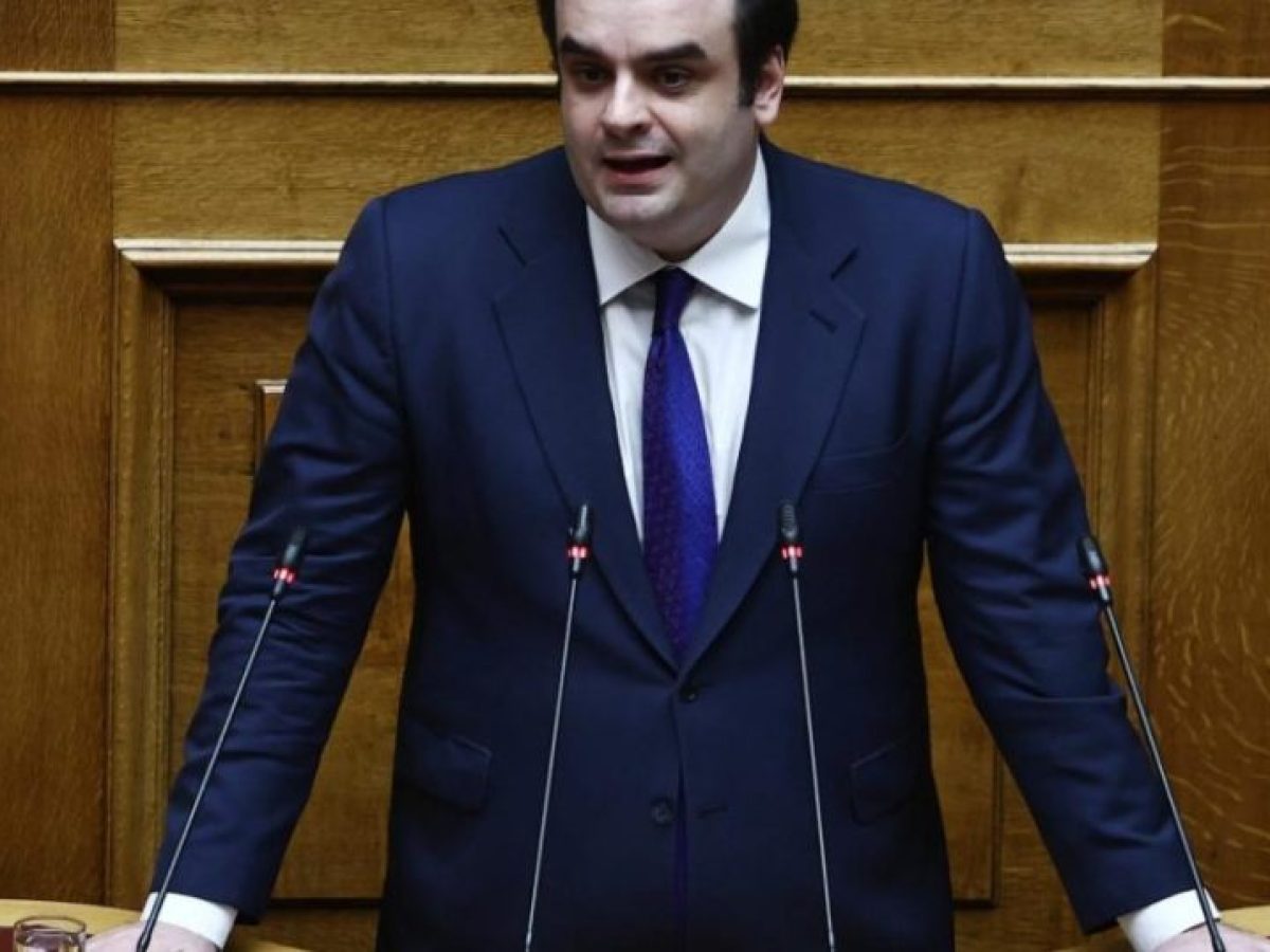 Πιερρακάκης σε Φάμελλο: «Είστε οφσάιντ, κουνάτε και τα γκολπόστ» | Lykavitos.gr