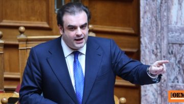 Το «καρφί» Πιερρακάκη σε Ανδρουλάκη: Στον ανταγωνισμό σου με τον Τσίπρα, είσαι έτοιμος να εισβάλλεις στο Νομισματοκοπείο