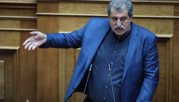 Πολάκης κατά ηγεσίας ΣΥΡΙΖΑ: «Ποιο ήταν το λάθος μου και διαγράφηκα;»