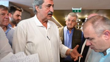 Πολάκης στην ΚΕ του ΣΥΡΙΖΑ: «Όχι στο “διαλυθείτε και ελάτε” – Να προχωρήσουμε συντεταγμένα»