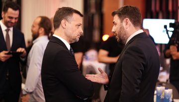 ΠΑΣΟΚ: Σε ανασχηματισμό προχωρά ο Ανδρουλάκης – Η ενόχληση για Δούκα και οι αιχμές κατά Τσίπρα