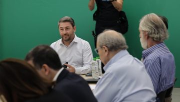 ΠΑΣΟΚ: Ξεκινάει η επιχείρηση ανασύνταξης – Σύσκεψη υπό τον Ανδρουλάκη για την Αττική