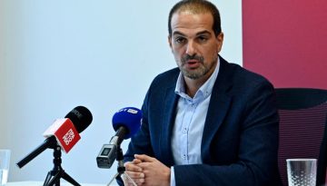 Σακελλαρίδης: Η πρόταση Τσίπρα είναι σαν να πουλάμε καθρεφτάκια σε ιθαγενείς