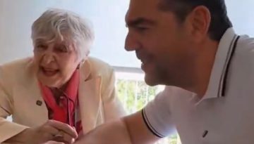 Σε ποιο κόμμα γράφτηκε η Θεοπουλα: Στο πλευρό του Αλέξη Τσιπρα η πρωταγωνίστρια του παραπέντε
