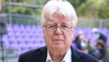 Σιακαντάρης: Να αυτοδιαλυθούν ΠΑΣΟΚ και ΣΥΡΙΖΑ, “έχουν τελειώσει πολιτικά” (Βίντεο)