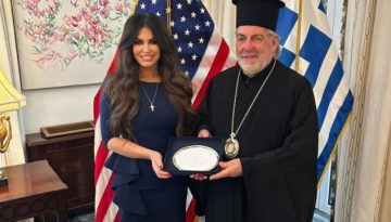 Συνάντηση Γκίλφοϊλ με Αρχιεπίσκοπο Θυατείρων και Μεγάλης Βρετανίας: “Βαθιοί οι δεσμοί πίστης ΗΠΑ και Ελληνικής Ορθόδοξης Εκκλησίας” (Εικόνες)
