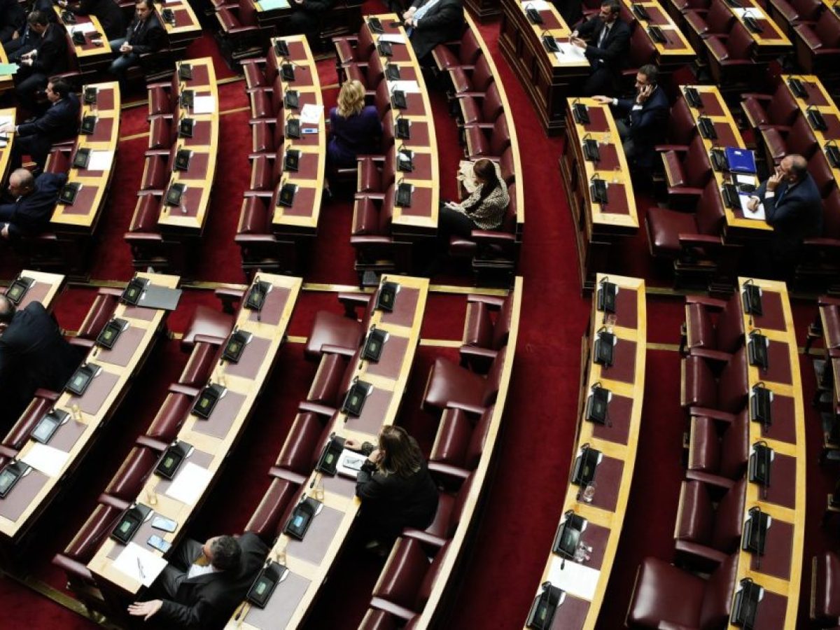 &Sigma;&upsilon;&nu;&tau;&alpha;&gamma;&mu;&alpha;&tau;&iota;&kappa;ή &Alpha;&nu;&alpha;&theta;&epsilon;ώ&rho;&eta;&sigma;&eta;: &Tau;&eta;&nu; &Pi;&alpha;&rho;&alpha;&sigma;&kappa;&epsilon;&upsilon;ή &eta; &pi;&rho;ώ&tau;&eta; &sigma;&upsilon;&nu;&epsilon;&delta;&rho;ί&alpha;&sigma;&eta; &ndash; &Epsilon;&pi;ί&theta;&epsilon;&sigma;&eta; &Phi;&lambda;&omega;&rho;ί&delta;&eta; &sigma;&epsilon; &Pi;&alpha;&Sigma;&omicron;&Kappa; &kappa;&alpha;&iota; &Sigma;&Upsilon;&Rho;&Iota;&Zeta;&Alpha;