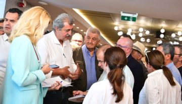 ΣΥΡΙΖΑ: Μέτωπο κατά της «αυτοδιάλυσης» από έξι μέλη της Πολιτικής Γραμματείας