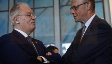 Τι συζήτησε ο Τασούλας με τον Μερτς στη Σύνοδο Ε.Ε.-Δυτικών Βαλκανίων