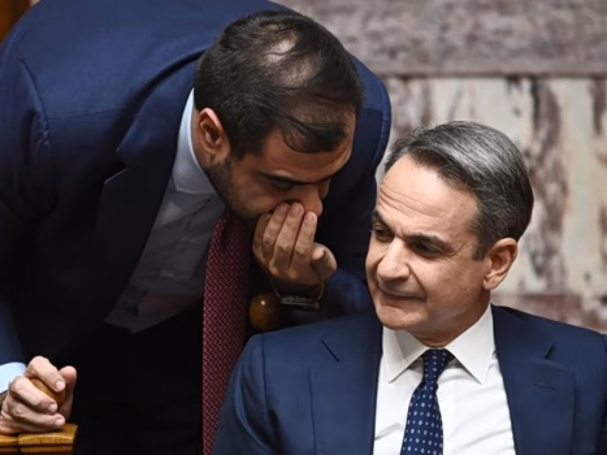 Το παρασκήνιο του «μίνι ανασχηματισμού» – Γιατί δεν έγινε η μετακίνηση του Παύλου Μαρινάκη