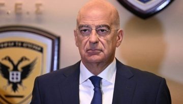 Τουρκική παρενόχληση δια ασυρμάτου στο αεροσκάφος του Δένδια