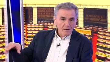 Τσακαλώτος για ΕΛ.Α.Σ.: «Δεν είναι συμπαράταξη, δεν κάνεις συμπαράταξη με τον εαυτό σου»