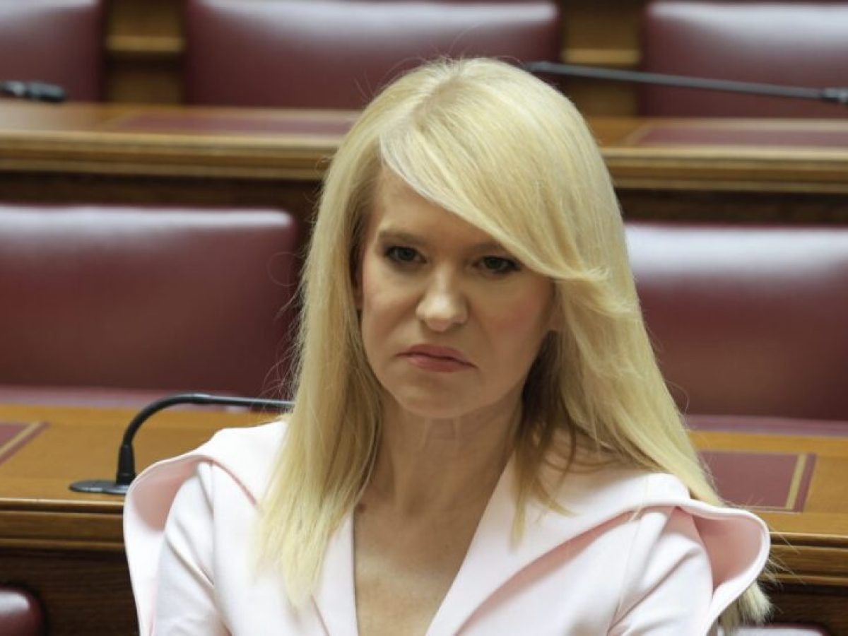 &Theta;&epsilon;&omicron;&delta;ώ&rho;&alpha; &Tau;&zeta;ά&kappa;&rho;&eta;: &laquo;&Delta;&epsilon;&nu; &rho;&omega;&tau;ή&theta;&eta;&kappa;&alpha; &gamma;&iota;&alpha; &tau;&eta; &sigma;&upsilon;&nu;έ&nu;&tau;&epsilon;&upsilon;&xi;&eta; &tau;&omicron;&upsilon; Ά&delta;&omega;&nu;&iota; &Gamma;&epsilon;&omega;&rho;&gamma;&iota;ά&delta;&eta; &sigma;&tau;&omicron;&nu; &Sigma;&tau;έ&phi;&alpha;&nu;&omicron; &Kappa;&alpha;&sigma;&sigma;&epsilon;&lambda;ά&kappa;&eta;, &delta;&epsilon;&nu; &sigma;&upsilon;&mu;&phi;&omega;&nu;ώ&raquo;