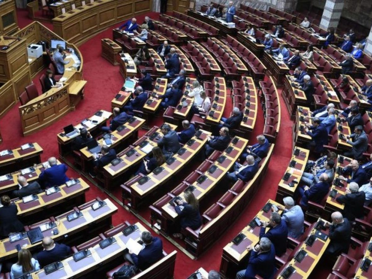 &Beta;&omicron;&upsilon;&lambda;ή: &Sigma;&upsilon;&gamma;&kappa;&rho;&omicron;&tau;ή&theta;&eta;&kappa;&epsilon; &eta; &Epsilon;&pi;&iota;&tau;&rho;&omicron;&pi;ή &Alpha;&nu;&alpha;&theta;&epsilon;ώ&rho;&eta;&sigma;&eta;&sigmaf; &tau;&omicron;&upsilon; &Sigma;&upsilon;&nu;&tau;ά&gamma;&mu;&alpha;&tau;&omicron;&sigmaf; &ndash; &Pi;&omicron;&iota;&alpha; &epsilon;ί&nu;&alpha;&iota; &tau;&alpha; 42 &mu;έ&lambda;&eta; &tau;&eta;&sigmaf;