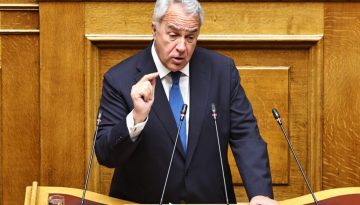 Άναψε φωτιές ο Βορίδης: Ή θα βουλιάζουμε τις βάρκες ή θα ψηφιστεί το νομοσχέδιο