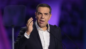 Αλέξης Τσίπρας: Στη Νίκαια η πρώτη δημόσια εκδήλωση της ΕΛΑΣ