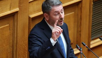 Ανδρουλάκης: Οι 3 πυλώνες του ΠαΣοΚ για Συνταγματική Αναθεώρηση – Η σκληρή επίθεση σε ΝΔ