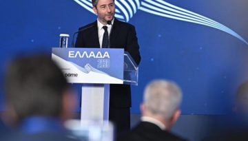 Ανδρουλάκης: Να κατευθυνθούν αδιάθετοι πόροι του Ταμείου Ανάκαμψης στην κοινωνική κατοικία
