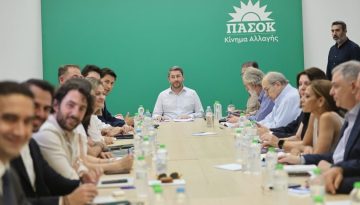 Ανδρουλάκης: Ο κόσμος του ΠΑΣΟΚ και η κοινωνία, ψάχνει πολιτικές λύσεις και όχι πολιτικά προξενιά