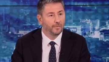 Ανδρουλάκης: Όποιος ακυρώνει την γραμμή του ΠΑΣΟΚ θα παύει να είναι μέλος