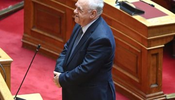 Ανεξαρτητοποιήθηκε από τον ΣΥΡΙΖΑ ο Δραγασάκης