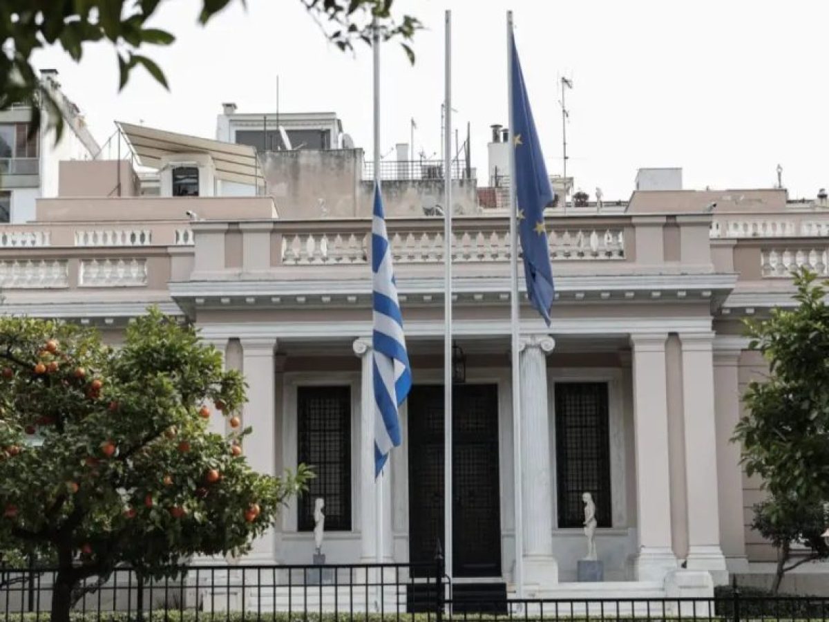 Τι λέει η κυβέρνηση για τη φάρσα στον Θάνο Ντόκο