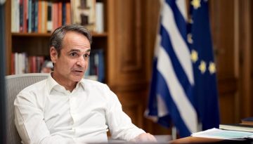 Μητσοτάκης: Επενδύουμε σε έναν ασφαλέστερο σιδηρόδρομο – Εφτασε το πρώτο από τα 25 νέα τρένα