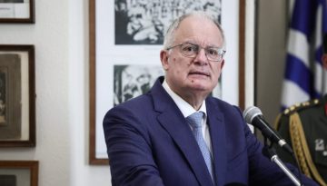 Τασούλας για θάνατο Βάγιας Νέστορα: «Η τρομοκρατία δεν πρέπει να αποσταθεροποιήσει τη Δημοκρατία»