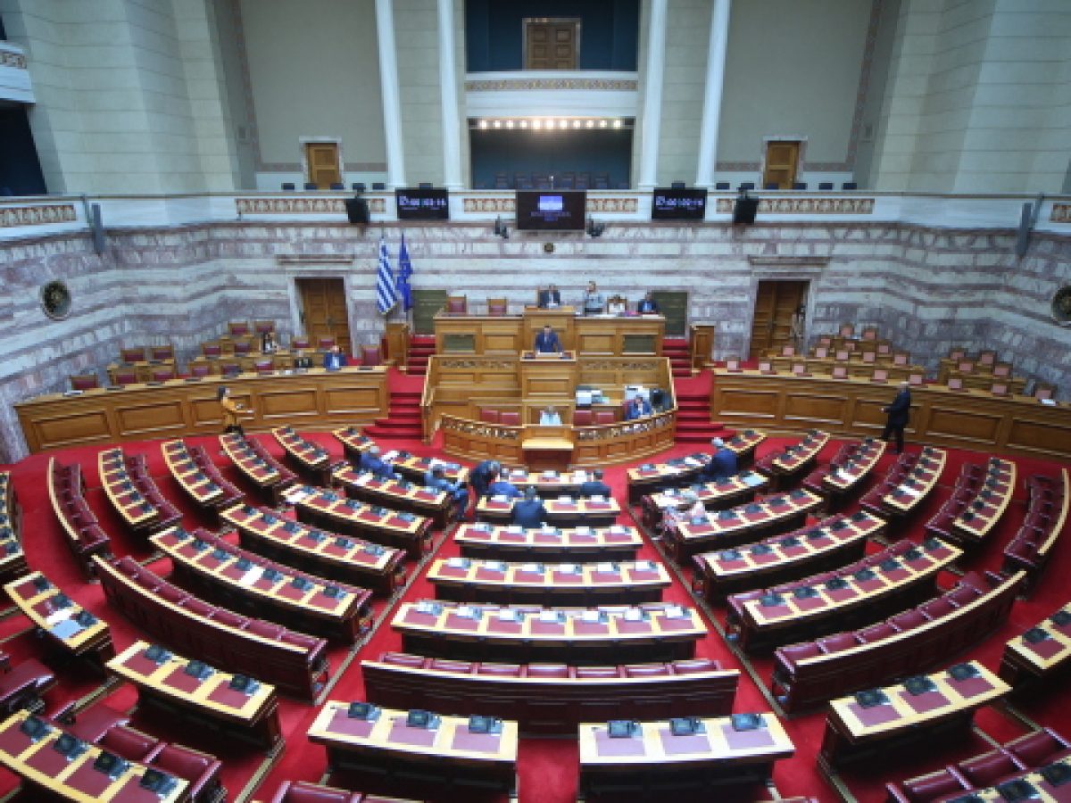 Βουλή: Ολοκληρώθηκε η συζήτηση για την αναθεώρηση του Συντάγματος, ξεκίνησαν οι ψηφοφορίες