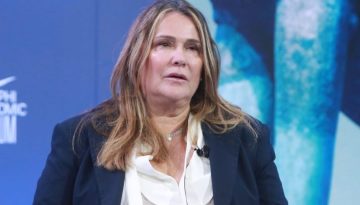 Η Ροκοφύλλου «απογειώνει» την Κάρτα Νέων με mega deal