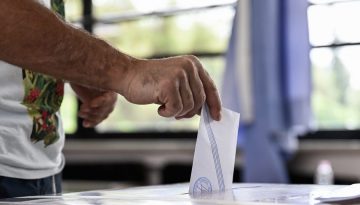 Δημοσκόπηση Prorata: Στο 9,5% η διαφορά μεταξύ ΝΔ και ΕΛΑΣ – 2 στους 3 λένε πως η χώρα κινείται προς τη λάθος κατεύθυνση
