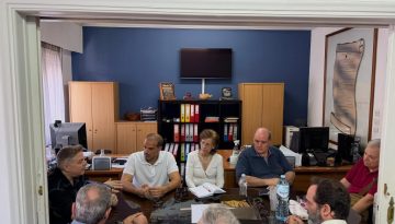 Συνάντηση Γ. Σακελλαρίδη με ΟΙΕΛΕ: «Η κυβέρνηση εφαρμόζει τις χειρότερες αντεργατικές πρακτικές στους εκπαιδευτικούς των ιδιωτικών σχολείων» – The Press Project – Ειδήσεις, Αναλύσεις, Ραδιόφωνο, Τηλεόραση
