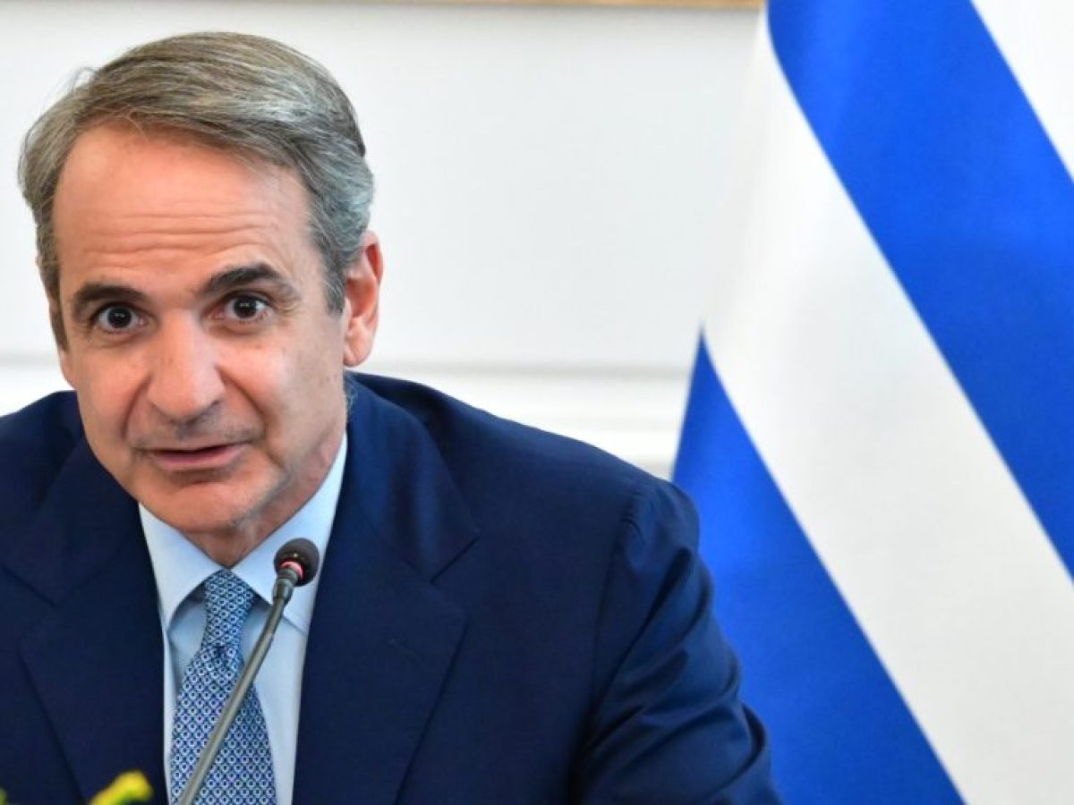 &Kappa;&upsilon;&rho;&iota;ά&kappa;&omicron;&sigmaf; &Mu;&eta;&tau;&sigma;&omicron;&tau;ά&kappa;&eta;&sigmaf;: &laquo;&Sigma;&tau;&eta;&nu; &tau;&rho;&omicron;&mu;&omicron;&kappa;&rho;&alpha;&tau;ί&alpha; &delta;&epsilon;&nu; &chi;&omega;&rho;&omicron;ύ&nu; &alpha;&sigma;&tau;&epsilon;&rho;ί&sigma;&kappa;&omicron;&iota;&raquo;