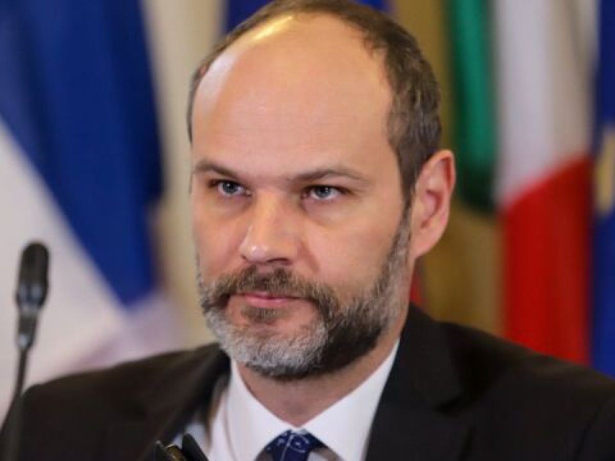 Γκρίνια στην ΕΛΑΣ του Τσίπρα για τον Κουτεντάκη: Η κριτική για το αναπάντητο κείμενο Πιερρακάκη και για τα τηλεοπτικά παράθυρα
