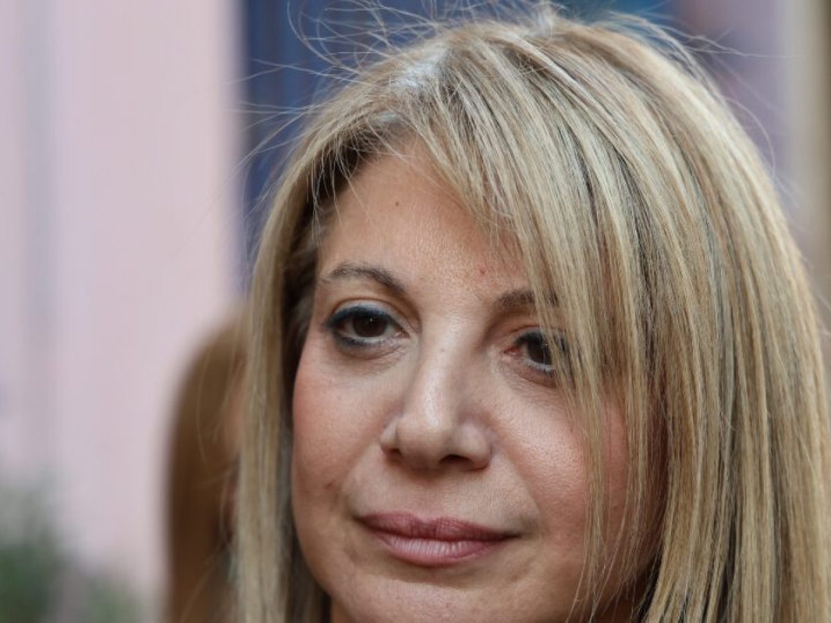 &Mu;&alpha;&rho;ί&alpha; &Kappa;&alpha;&rho;&upsilon;&sigma;&tau;&iota;&alpha;&nu;&omicron;ύ: &laquo;&Tau;&alpha; &epsilon;&theta;&nu;&iota;&kappa;ά &mu;&alpha;&sigmaf; &beta;&rho;ί&sigma;&kappa;&omicron;&nu;&tau;&alpha;&iota; &sigma;&tau;&eta;&nu; &pi;&iota;&omicron; &kappa;&alpha;ί&rho;&iota;&alpha; &sigma;&tau;&iota;&gamma;&mu;ή &ndash; &Eta; &Epsilon;&lambda;&lambda;ά&delta;&alpha; &delta;&epsilon;&nu; &pi;&rho;ό&kappa;&epsilon;&iota;&tau;&alpha;&iota; &nu;&alpha; &chi;ά&sigma;&epsilon;&iota; &omicron;ύ&tau;&epsilon; &mu;έ&tau;&rho;&omicron; &alpha;&pi;ό &tau;&eta;&nu; &epsilon;&delta;&alpha;&phi;&iota;&kappa;ή &tau;&eta;&sigmaf; &kappa;&alpha;&tau;ά&sigma;&tau;&alpha;&sigma;&eta;&raquo;