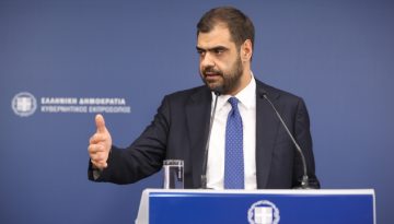 Μαρινάκης: Φοροελαφρύνσεις για μικρομεσαίους στη ΔΕΘ, χαμηλότερος ΕΝΦΙΑ στα ανοιχτά σπίτια, υψηλότερος στα κλειστά