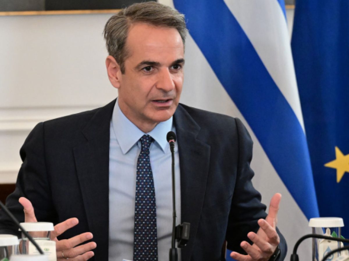 Σε βαρύ κλίμα το τελευταίο υπουργικό της σεζόν: Τα πολιτικά μηνύματα Μητσοτάκη και οι οδηγίες προς… διακοπεύοντες υπουργούς