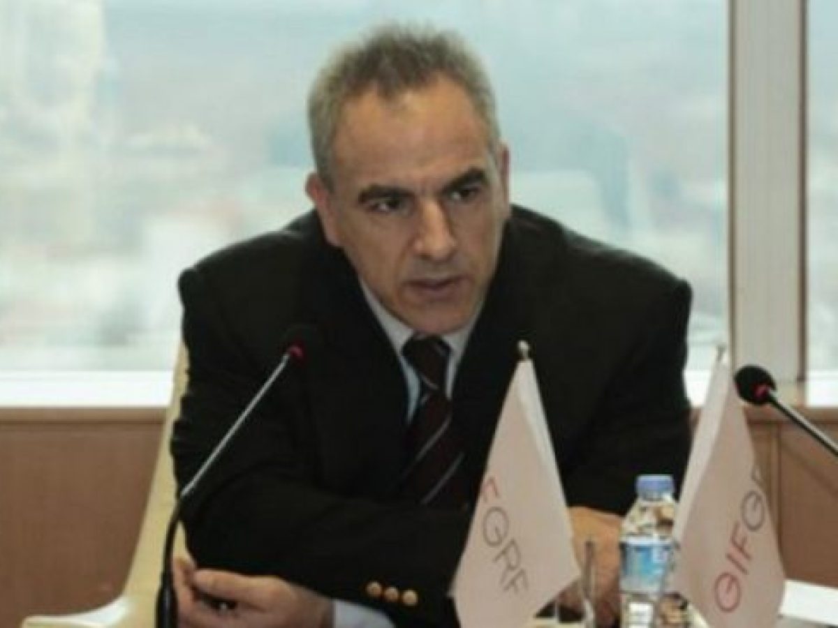 Οι δικαιολογίες της κυβέρνησης για το χτύπημα Ρώσων φαρσέρ στον Θάνο Ντόκο: «Υβριδική επίθεση με χρήση AI – Δεν διέρρευσαν απόρρητα»