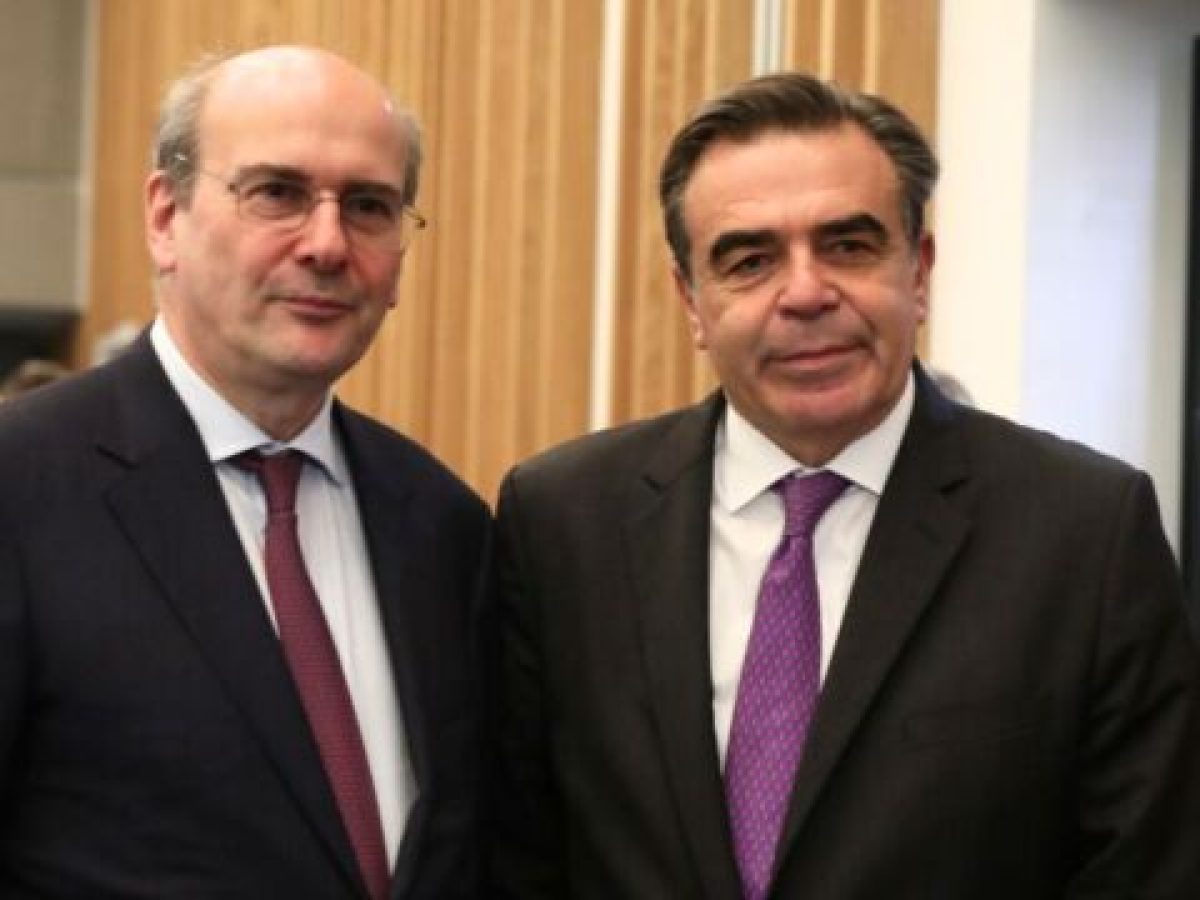 Χιλιάδες ιδιοκτήτες αγροτικών εκτάσεων απαλλάσσονται από τις διεκδικήσεις του Δημοσίου, με πρωτοβουλία Χατζηδάκη και Σχοινά – “Αποκαθιστούμε μια χρόνια αδικία”