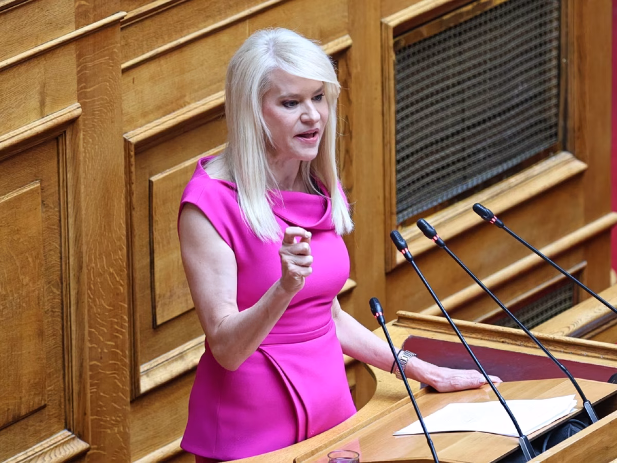Θεοδώρα Τζάκρη: Τελευταία (;) ζαριά – ΤΑ ΝΕΑ