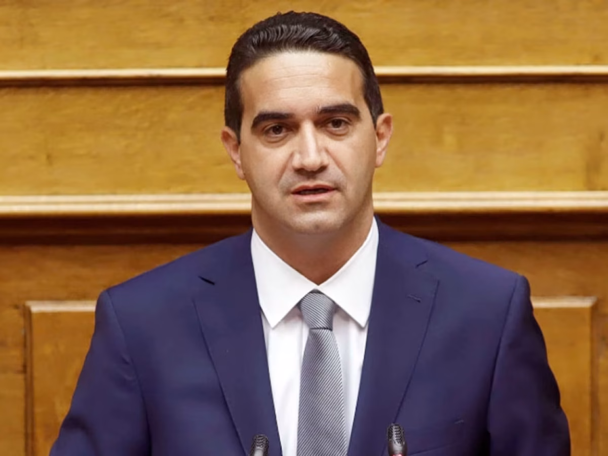 &Pi;&upsilon;&rho;ά &Kappa;&alpha;&tau;&rho;ί&nu;&eta; &sigma;&tau;&eta;&nu; &kappa;&upsilon;&beta;έ&rho;&nu;&eta;&sigma;&eta;: &Mu;&epsilon;&tau;ά &alpha;&pi;ό 7 &chi;&rho;ό&nu;&iota;&alpha; &alpha;&nu;&alpha;&kappa;ά&lambda;&upsilon;&psi;&epsilon; &tau;&eta;&nu; &tau;&omicron;&upsilon;&rho;&kappa;&iota;&kappa;ή &pi;&rho;&omicron;&kappa;&lambda;&eta;&tau;&iota;&kappa;ό&tau;&eta;&tau;&alpha; | in.gr