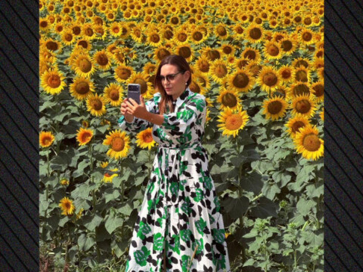 &Eta; Ό&lambda;&gamma;&alpha; &Kappa;&epsilon;&phi;&alpha;&lambda;&omicron;&gamma;&iota;ά&nu;&nu;&eta; &alpha;&nu;έ&beta;&alpha;&sigma;&epsilon; &sigma;&tau;&omicron; Instagram &tau;&eta;&sigmaf; &phi;&omega;&tau;&omicron;&gamma;&rho;&alpha;&phi;ί&alpha; &tau;&eta;&sigmaf; &mu;&epsilon; &eta;&lambda;&iota;&omicron;&tau;&rho;ό&pi;&iota;&alpha;