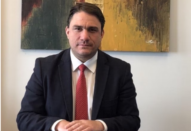 Τσουκαλάς: Ο Μητσοτάκης σερβίρει κατεψυγμένο διπολισμό για να διασωθεί | in.gr