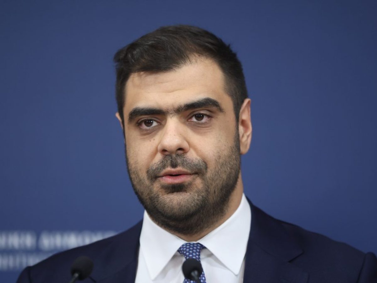 &Pi;. &Mu;&alpha;&rho;&iota;&nu;ά&kappa;&eta;&sigmaf; &gamma;&iota;&alpha; &Tau;&sigma;ί&pi;&rho;&alpha;: &Alpha;&pi;ό &tau;&omicron; &laquo;&epsilon;&mu;&epsilon;ί&sigmaf; ή &alpha;&upsilon;&tau;&omicron;ί&raquo; &sigma;&tau;&omicron; &laquo;&epsilon;&mu;&epsilon;ί&sigmaf; ή &kappa;&alpha;&nu;&epsilon;ί&sigmaf;&raquo; &ndash; The Press Project &ndash; &Epsilon;&iota;&delta;ή&sigma;&epsilon;&iota;&sigmaf;, &Alpha;&nu;&alpha;&lambda;ύ&sigma;&epsilon;&iota;&sigmaf;, &Rho;&alpha;&delta;&iota;ό&phi;&omega;&nu;&omicron;, &Tau;&eta;&lambda;&epsilon;ό&rho;&alpha;&sigma;&eta;