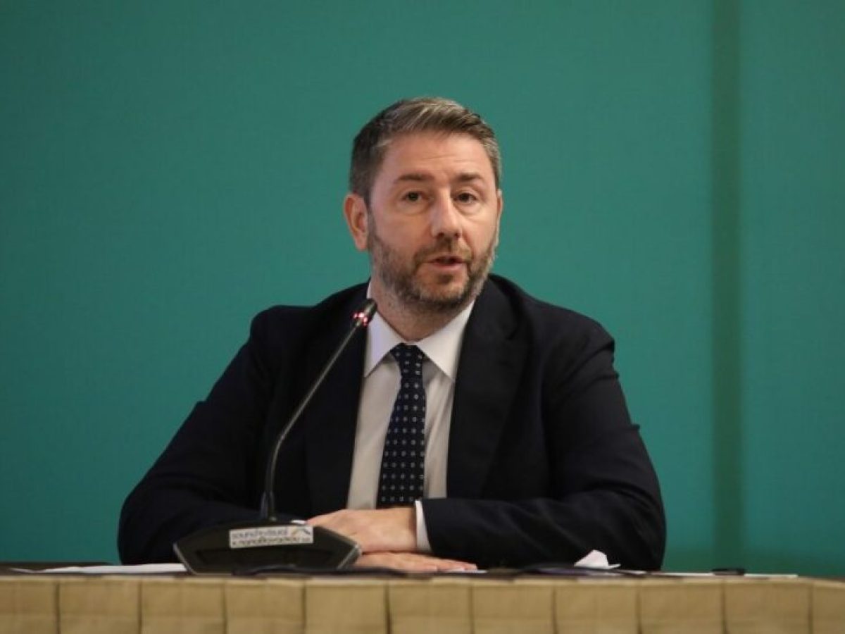 &Alpha;&nu;&delta;&rho;&omicron;&upsilon;&lambda;ά&kappa;&eta;&sigmaf;: &Alpha;&pi;έ&nu;&alpha;&nu;&tau;&iota; &sigma;&tau;&eta;&nu; &alpha;&kappa;&rho;ί&beta;&epsilon;&iota;&alpha; &chi;&rho;&epsilon;&iota;ά&zeta;&omicron;&nu;&tau;&alpha;&iota; &mu;έ&tau;&rho;&alpha;, ό&chi;&iota; &alpha;&lambda;&alpha;&zeta;&omicron;&nu;&epsilon;ί&alpha;