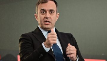 &Chi;&alpha;&tau;&zeta;&eta;&beta;&alpha;&sigma;&iota;&lambda;&epsilon;ί&omicron;&upsilon;: &laquo;&Gamma;&iota;&alpha;&lambda;&alpha;&nu;&tau;&zeta;ί&raquo; &tau;&alpha; &theta;&alpha;&lambda;ά&sigma;&sigma;&iota;&alpha; &pi;ά&rho;&kappa;&alpha; &tau;&eta;&sigmaf; &Tau;&omicron;&upsilon;&rho;&kappa;ί&alpha;&sigmaf;, &tau;&alpha; &laquo;ή&rho;&epsilon;&mu;&alpha; &nu;&epsilon;&rho;ά&raquo; &epsilon;ί&nu;&alpha;&iota; &pi;&omicron;&lambda;&iota;&tau;&iota;&kappa;ό &epsilon;&rho;&gamma;&alpha;&lambda;&epsilon;ί&omicron;