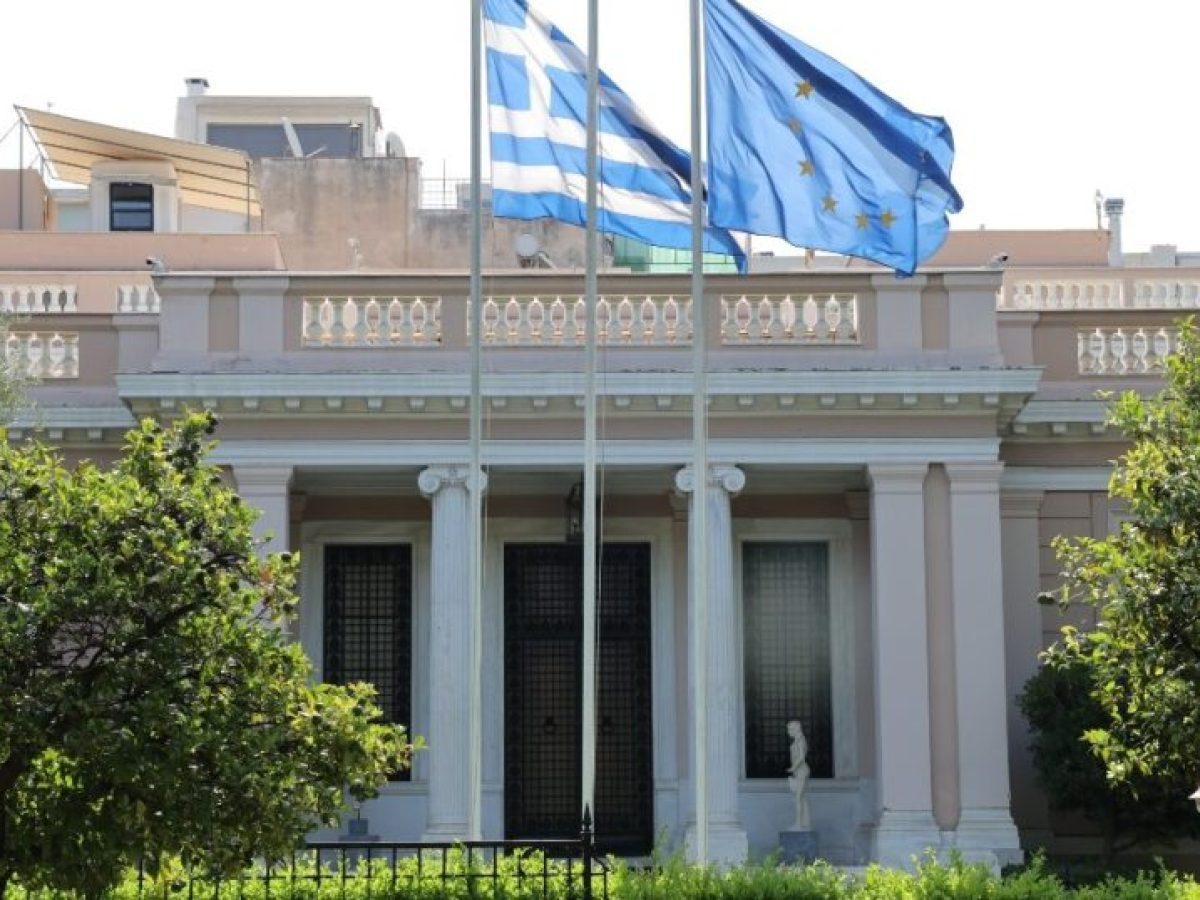 &Pi;&omicron;&iota;&omicron;&nu; &mu;&epsilon;&gamma;&alpha;&lambda;&omicron;&kappa;&alpha;&tau;&alpha;&sigma;&kappa;&epsilon;&upsilon;&alpha;&sigma;&tau;ή &alpha;&pi;&omicron;&kappa;&alpha;&lambda;&omicron;ύ&nu; &laquo;&nu;έ&omicron; &Mu;&pi;ό&mu;&pi;&omicron;&lambda;&alpha;&raquo; &sigma;&tau;&omicron; &Mu;έ&gamma;&alpha;&rho;&omicron; &Mu;&alpha;&xi;ί&mu;&omicron;&upsilon;