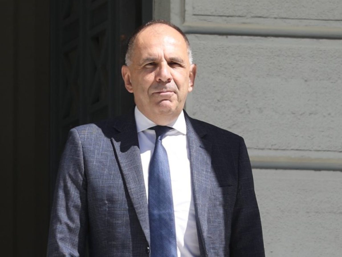 &Gamma;&epsilon;&rho;&alpha;&pi;&epsilon;&tau;&rho;ί&tau;&eta;&sigmaf;: &Iota;&sigma;&chi;&upsilon;&rho;ό &delta;&iota;&epsilon;&theta;&nu;έ&sigmaf; &pi;&lambda;&alpha;ί&sigma;&iota;&omicron; &kappa;&alpha;&iota; &epsilon;&pi;&omicron;&pi;&tau;&iota;&kappa;ό&sigmaf; &phi;&omicron;&rho;έ&alpha;&sigmaf; &gamma;&iota;&alpha; &tau;&eta;&nu; &Tau;&epsilon;&chi;&nu;&eta;&tau;ή &Nu;&omicron;&eta;&mu;&omicron;&sigma;ύ&nu;&eta;