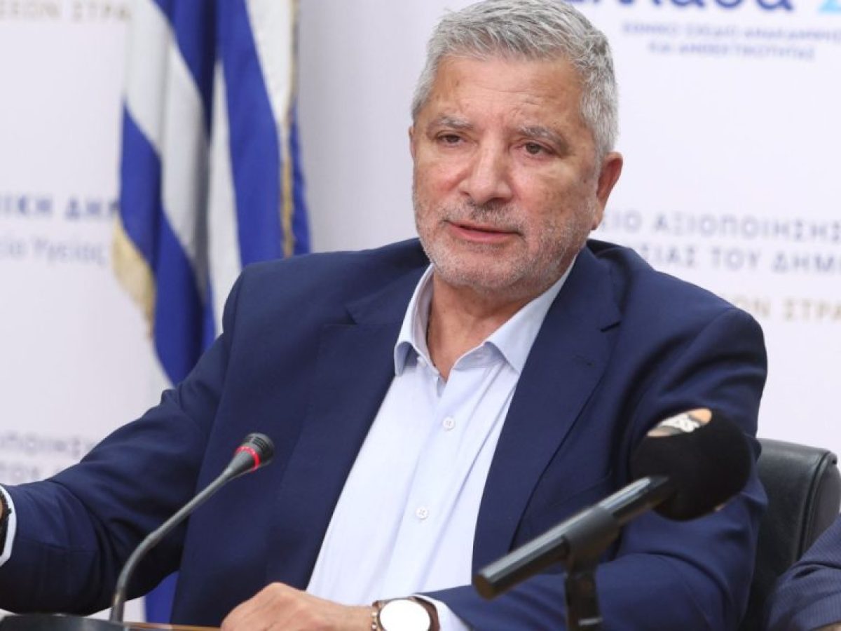 &Pi;&alpha;&tau;&omicron;ύ&lambda;&eta;&sigmaf;: &Zeta;ή&tau;&eta;&sigma;&alpha; &omicron; ί&delta;&iota;&omicron;&sigmaf; &pi;&lambda;ή&rho;&eta; έ&lambda;&epsilon;&gamma;&chi;&omicron; &alpha;&pi;ό &tau;&iota;&sigmaf; &alpha;&rho;&mu;ό&delta;&iota;&epsilon;&sigmaf; &Alpha;&rho;&chi;έ&sigmaf; &ndash; &laquo;&Nu;&alpha; &sigma;&tau;&alpha;&mu;&alpha;&tau;ή&sigma;&epsilon;&iota; &eta; &alpha;&nu;&theta;&rho;&omega;&pi;&omicron;&phi;&alpha;&gamma;ί&alpha;&raquo;